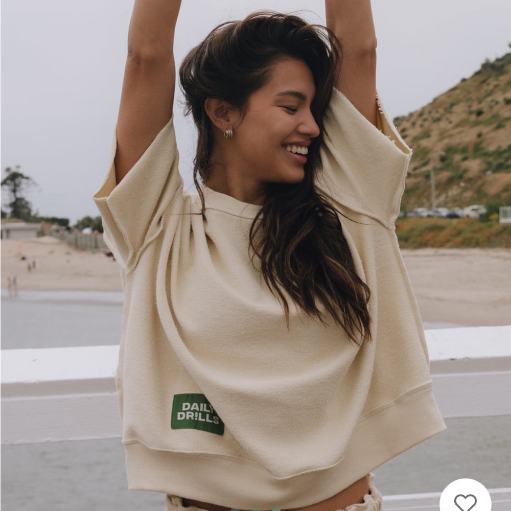 Daily Drills Cropped Sleeve Crew - Sand (NWT - SOLD OUT)